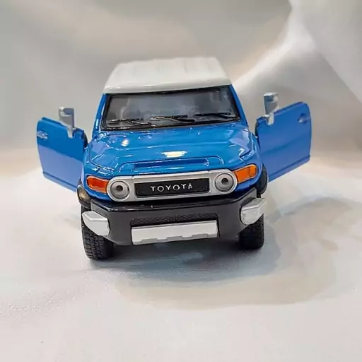 ماکت ماشین کلکسیونی تویوتا FJ Cruiser برندKINSMART