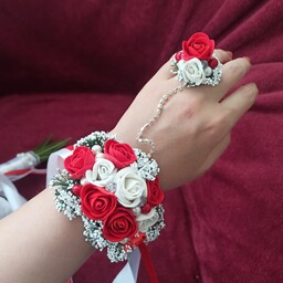 دستبند گل بهمراه انگشتر گل مصنوعی فومی مچبند گل مناسب عروسی وعقد فرمالیته آتلیه تولد حنابندان 