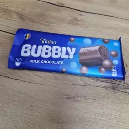    شکلات کاکائویی خارجی بسیار خوشمزه  bubbly