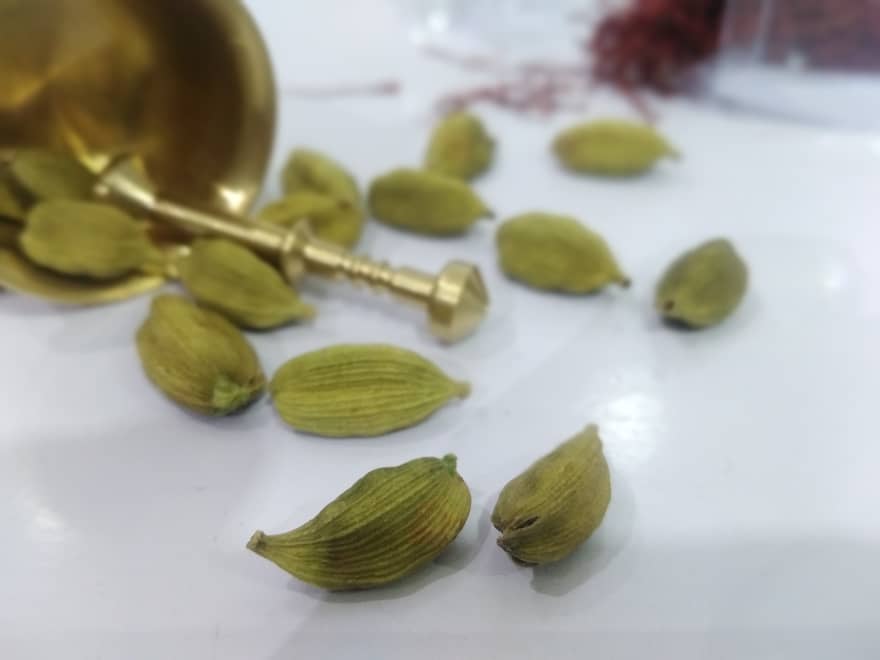 هل سبز اعلا 10 گرمی | اکبر بنفش اصلی