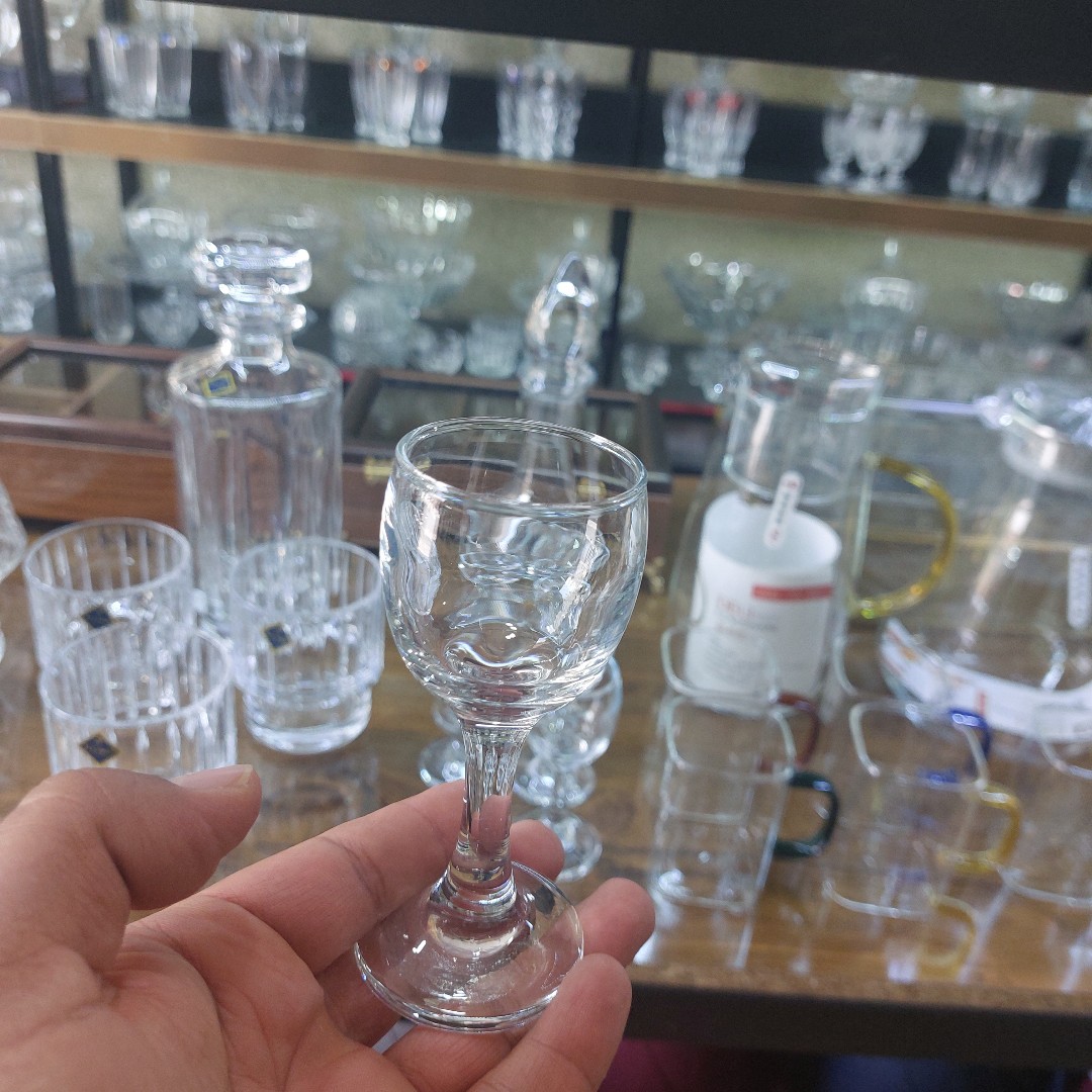 تنگ و گیلاس اصل وارداتی شفاف