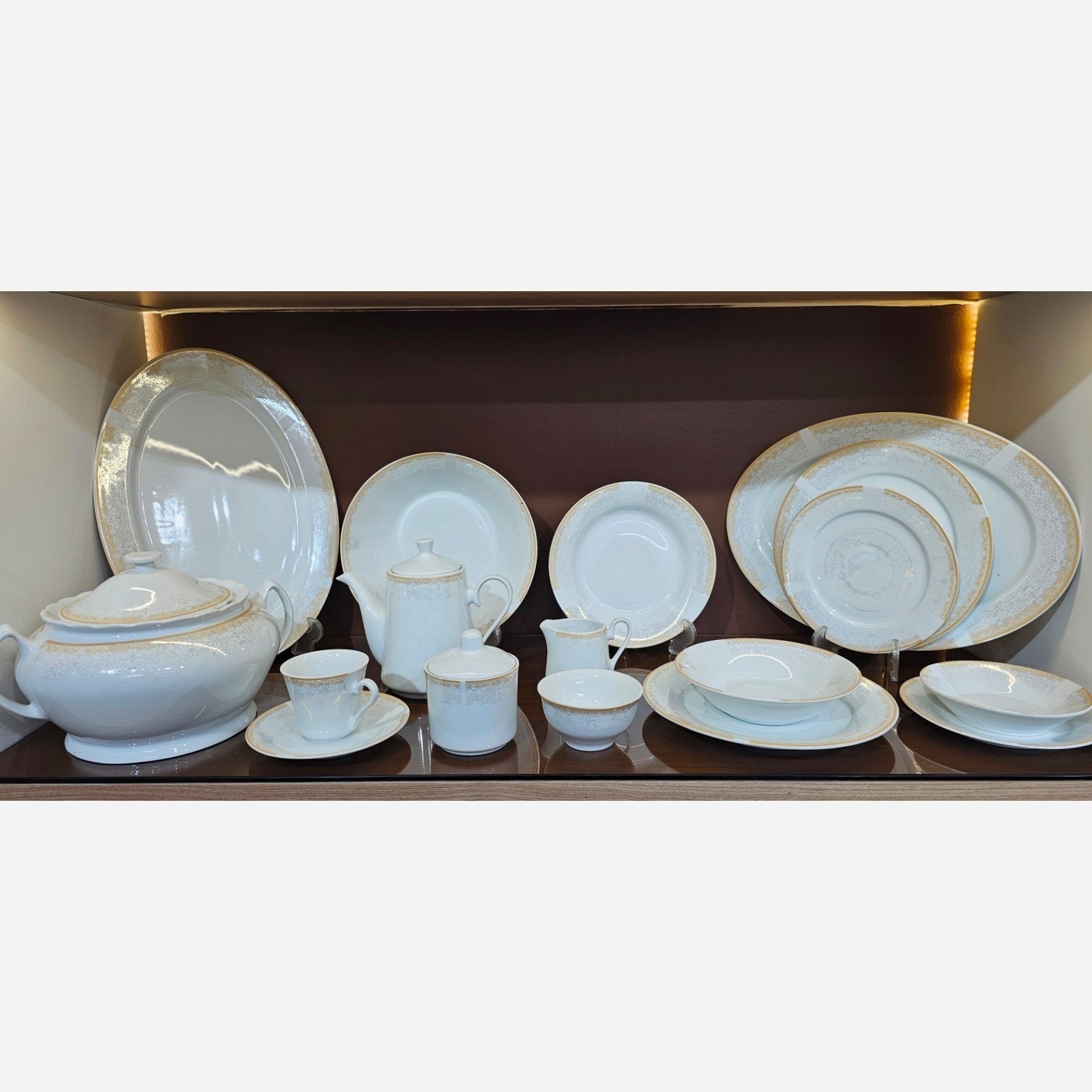 سرویس 123پارچه گرد پارس گل