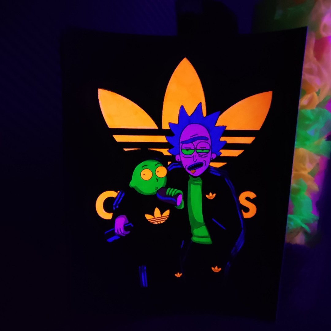 تابلو بلک لایت طرح آدیداس یک Blacklight