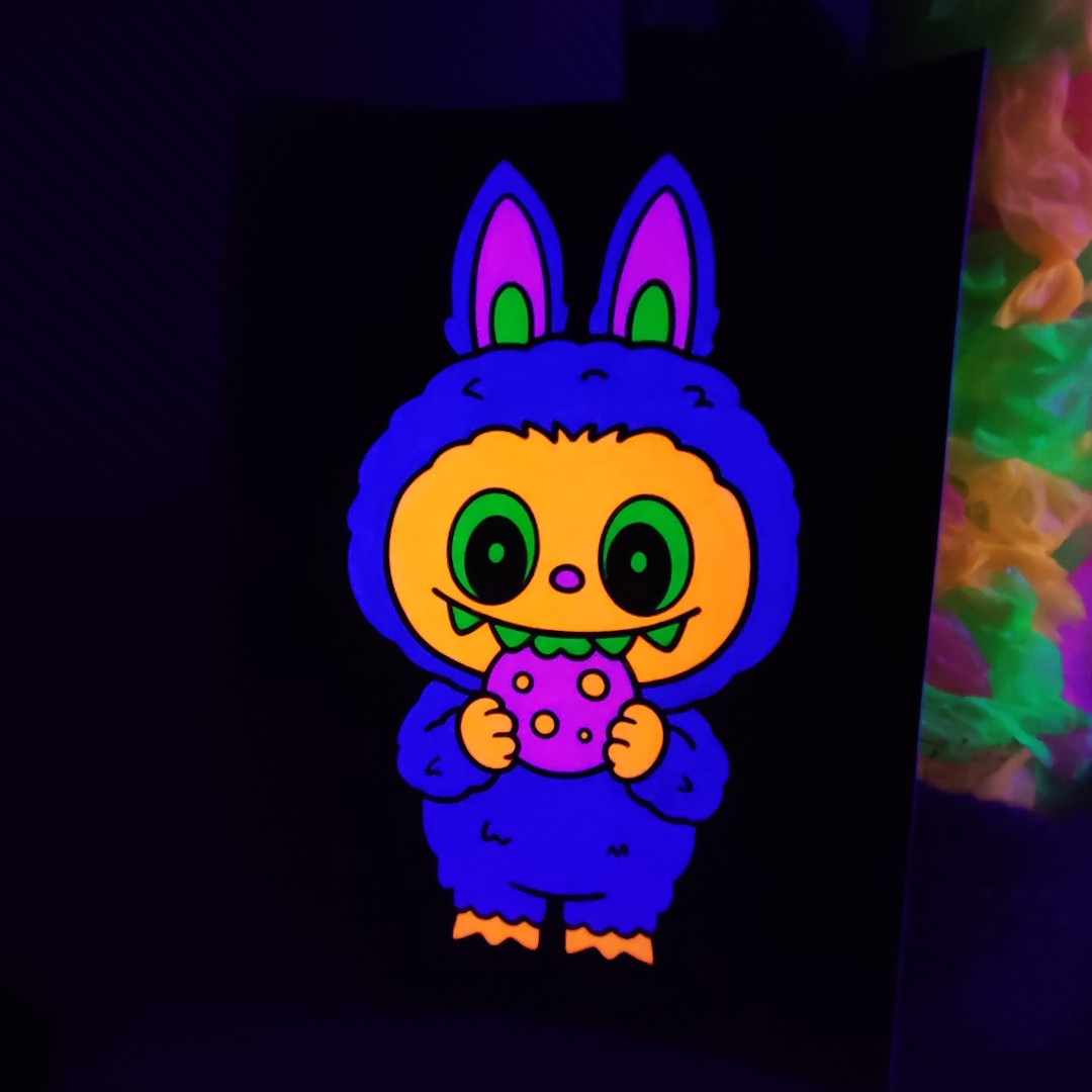 تابلو بلک لایت طرح لبوبو یک Blacklight