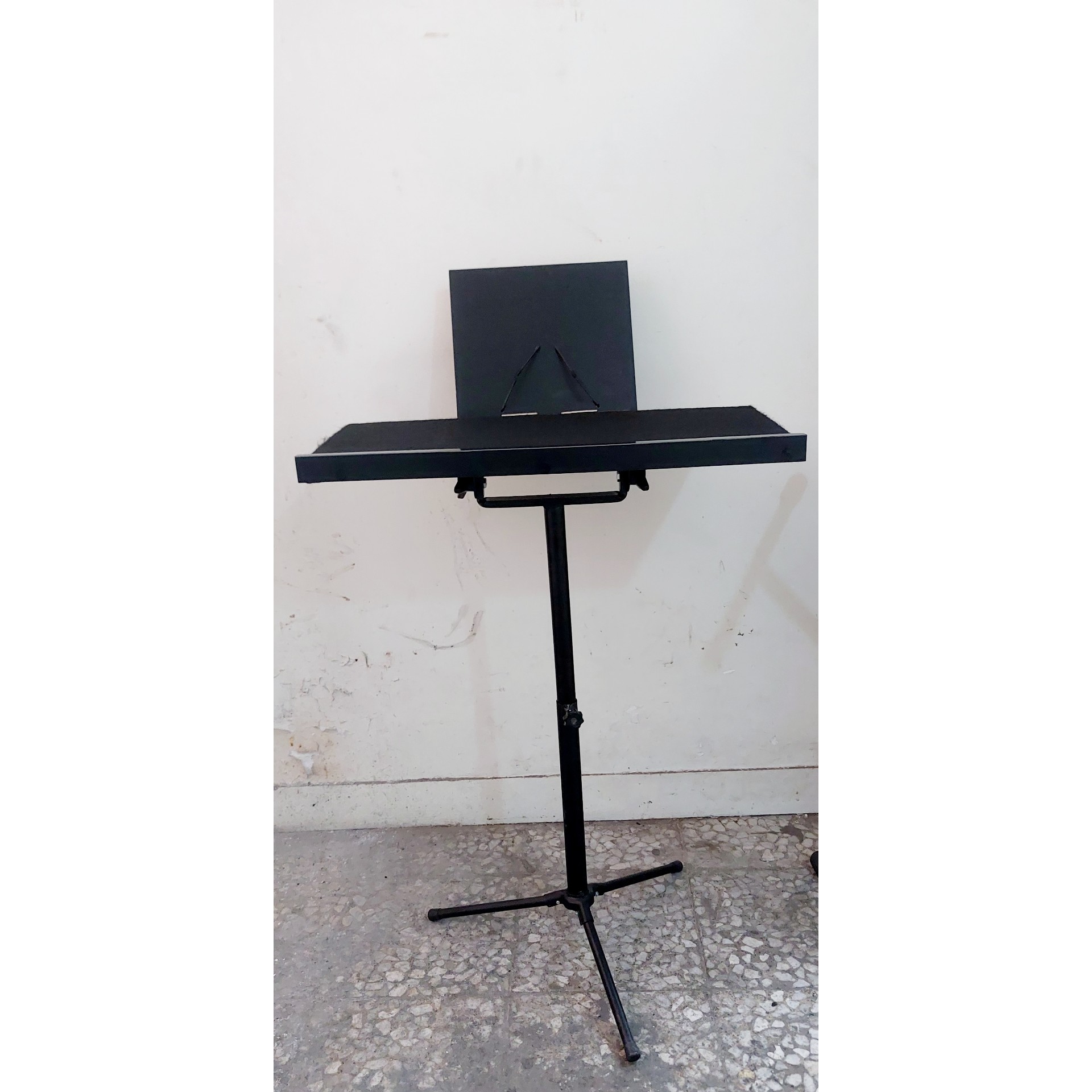 میز سنتور فلزی