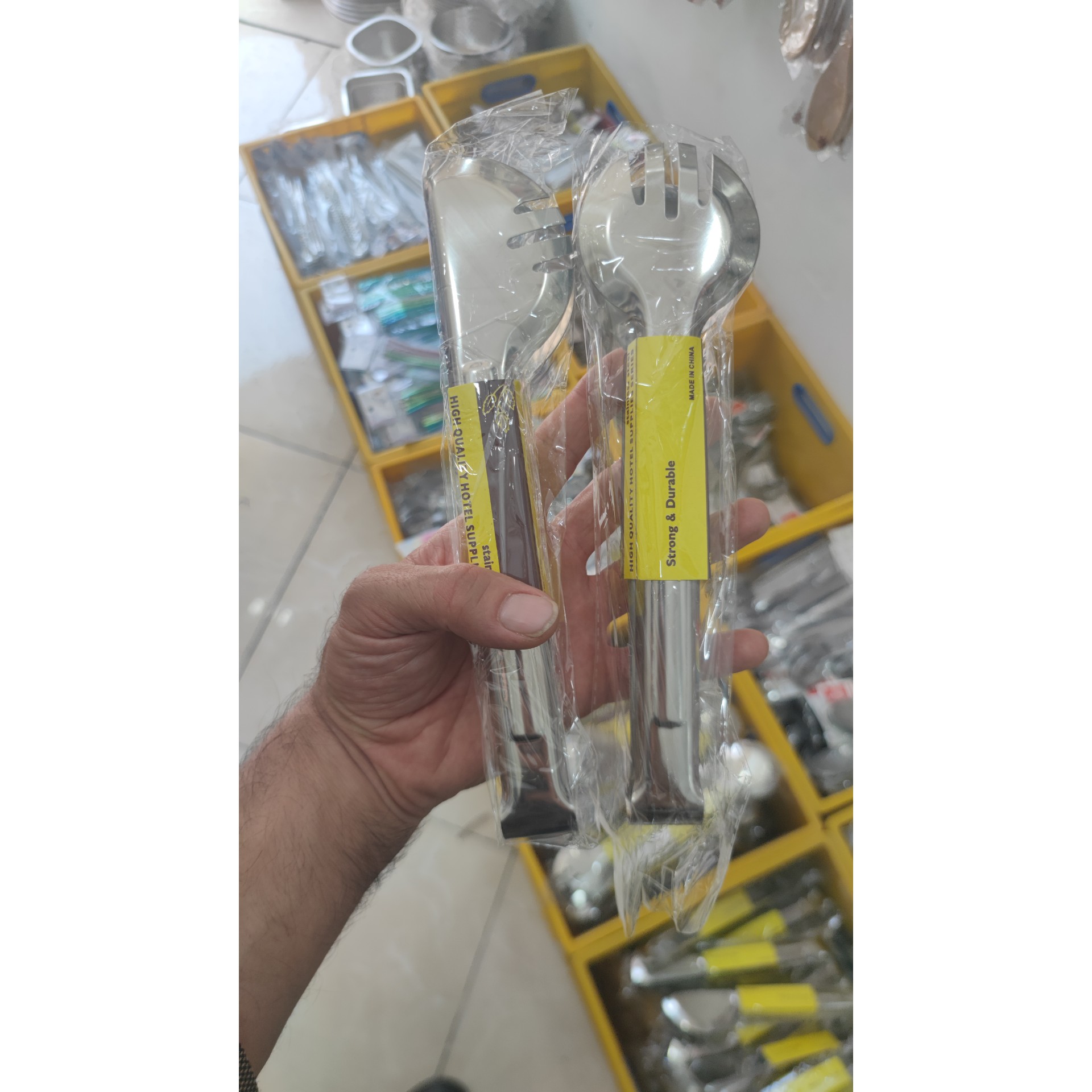 انبر سالاد گرد ونیم گرد