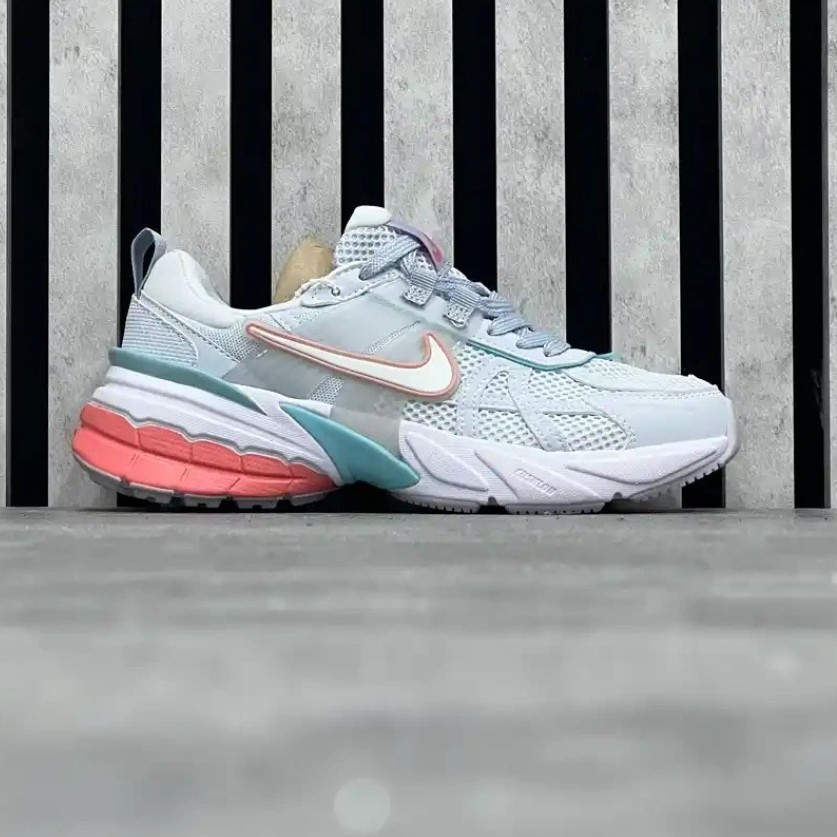نایک ویتو کی NIKE V2k