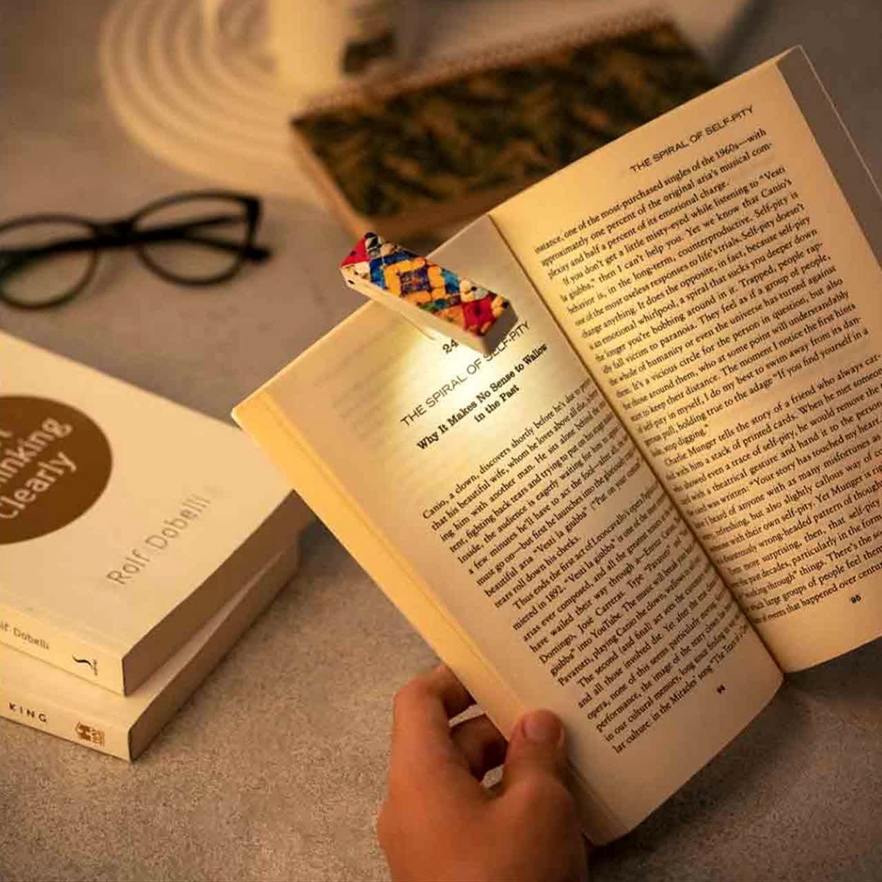 بوکمارک چراغ دار باطری خور