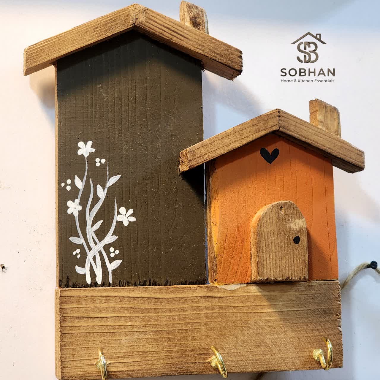 جاکلیدی چوبی طرح کلبه