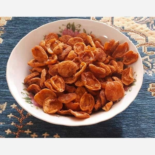 برگ زردآلو محلی درجه یک(1000گرمی)
