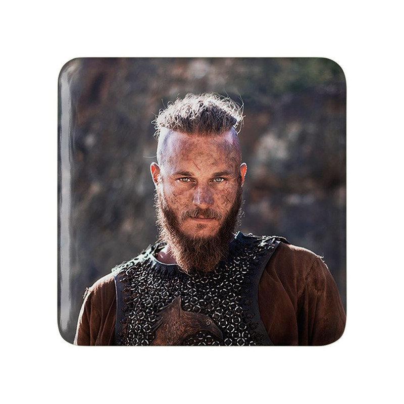 مگنت خندالو مدل رگنار سریال وایکینگ ها Vikings کد 29118 – با بهترین کیفیت