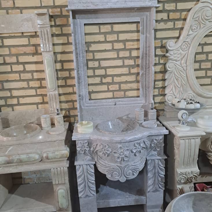 روشویی سنگی دوپایه گلبرگ گل آفتاب گردان 
