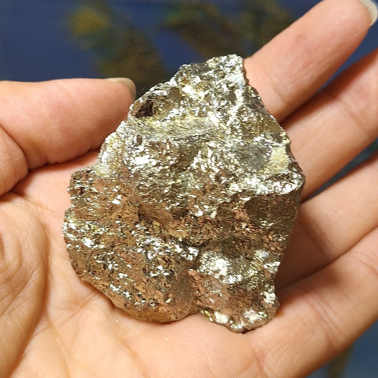 پیریت طلایی سنگ صد در صد طبیعی سرشار از خواص و انرژی کد 35527