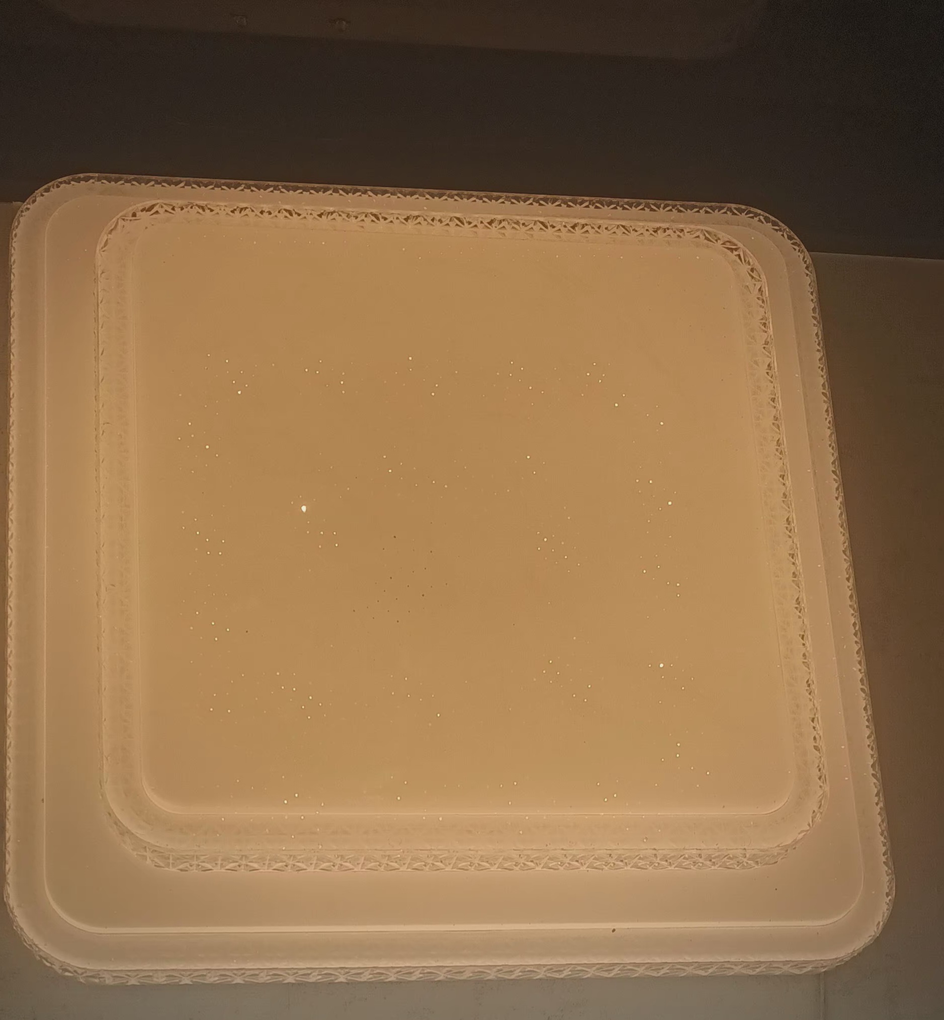 چراغ سقفی دو طبقع
