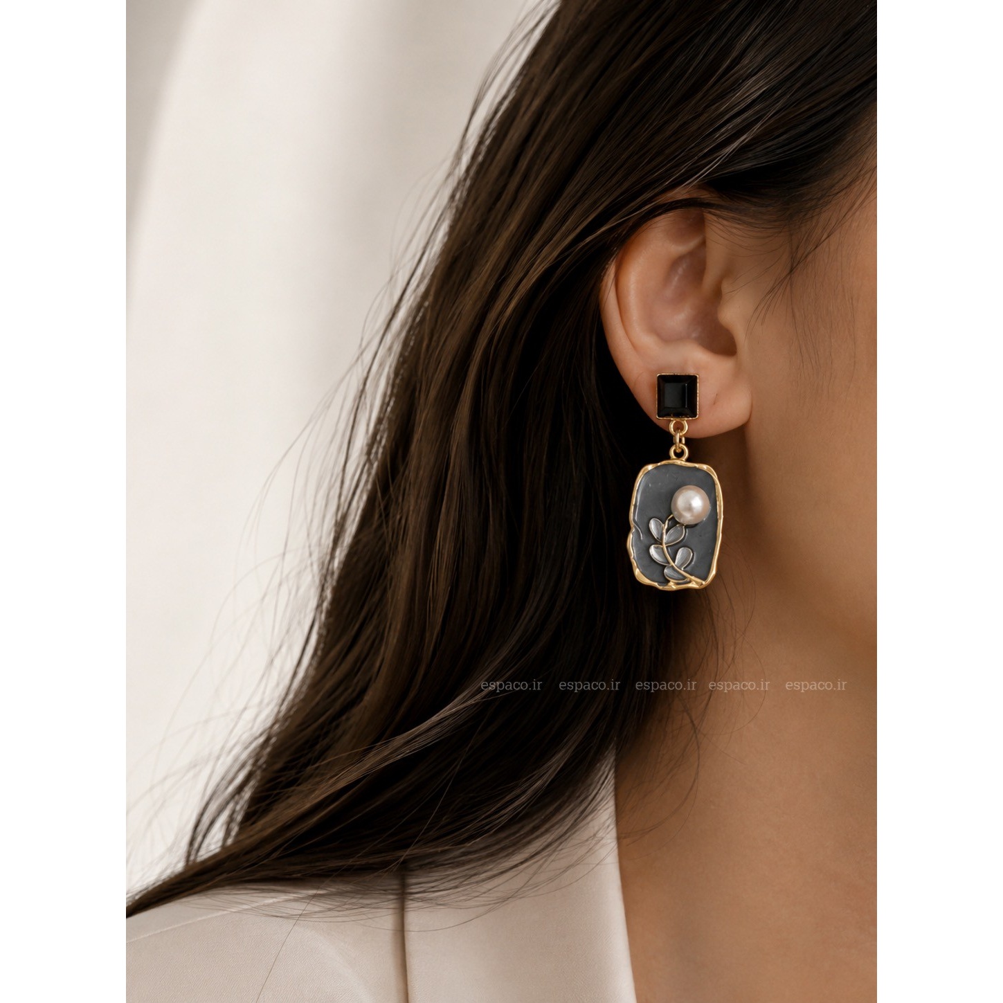 گوشواره جواهری میناکاری مشکی کد A876