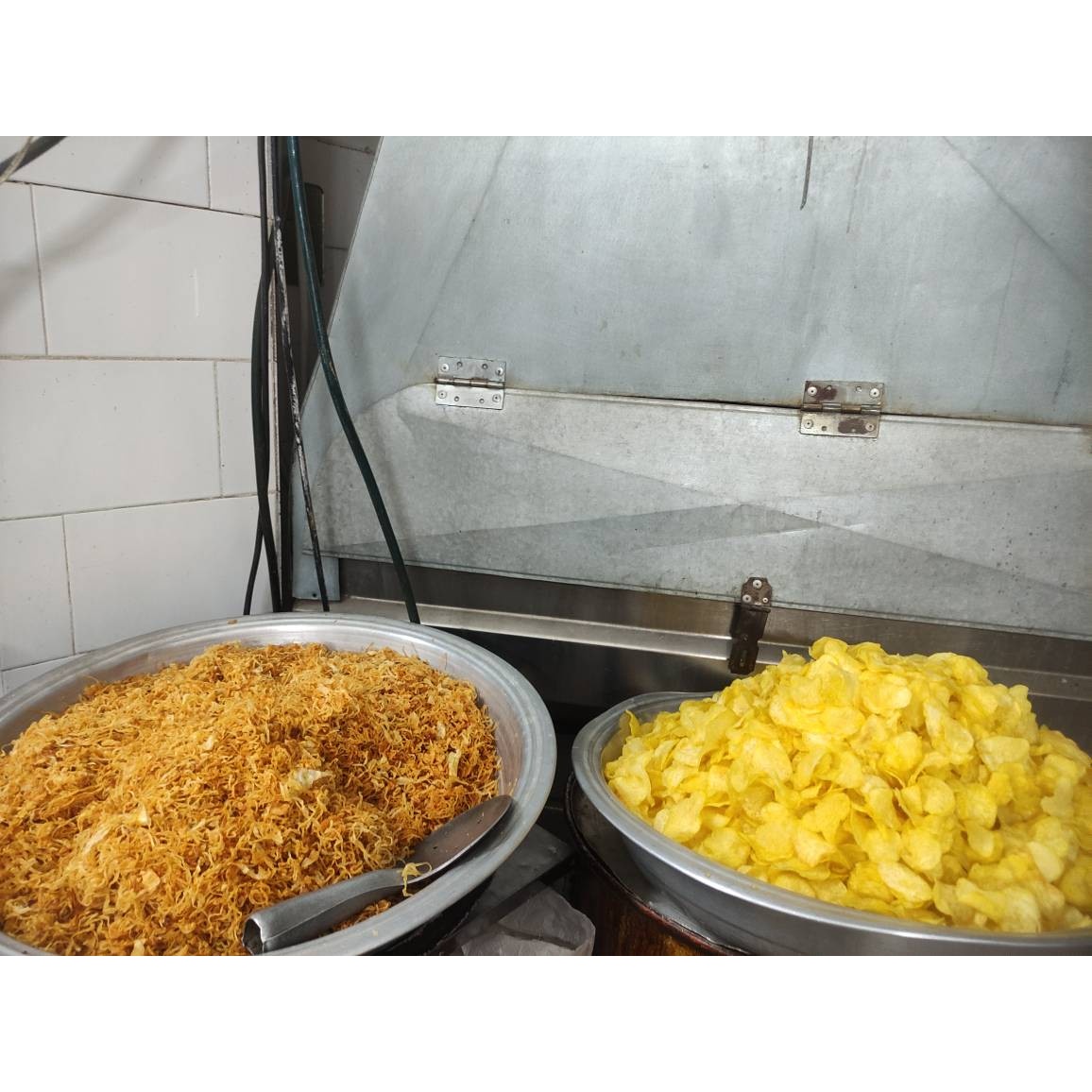 چیپس و پیاز داغ