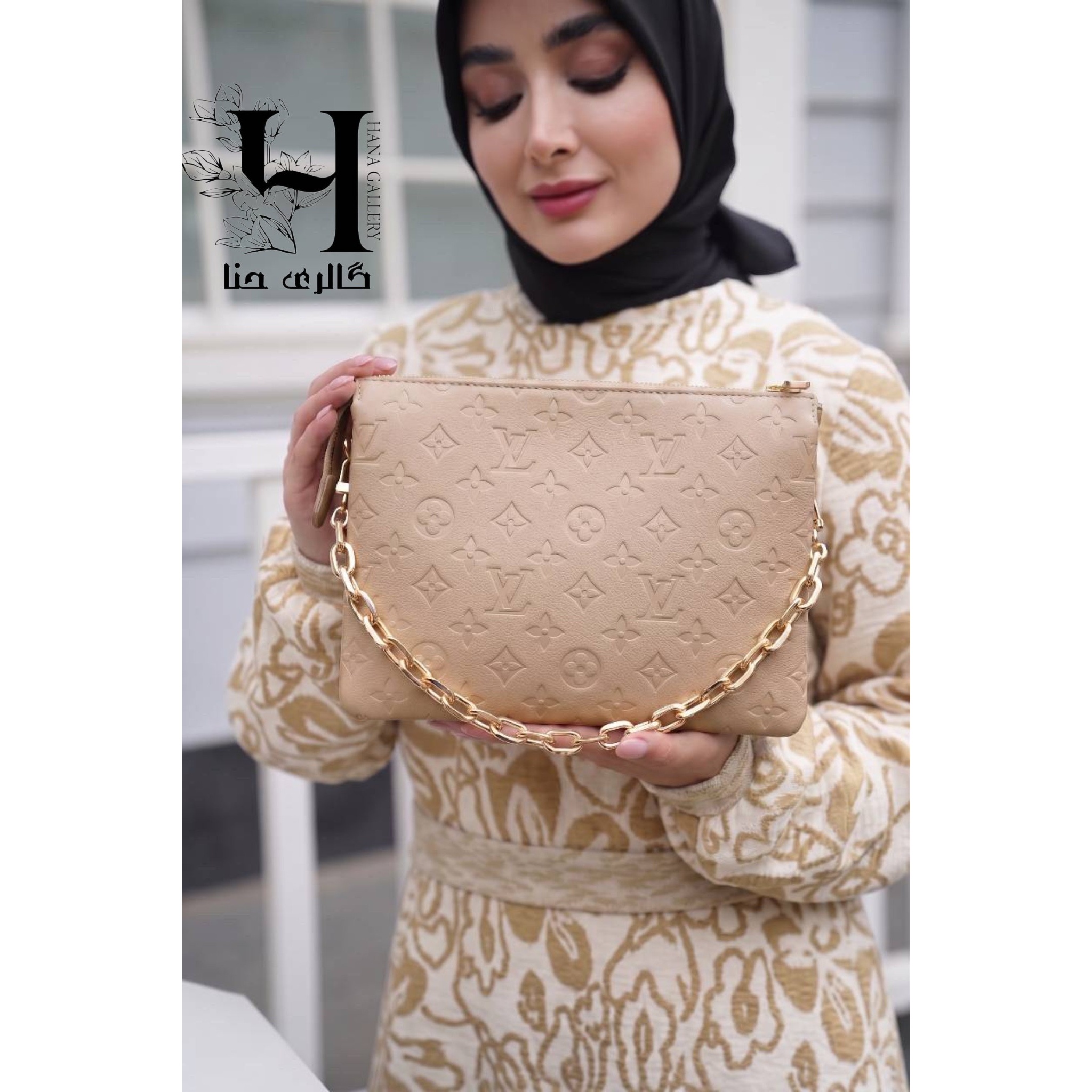 کیف لویی ویتون پاسپورتی سه خانه کرم طرح برجسته کد 4070