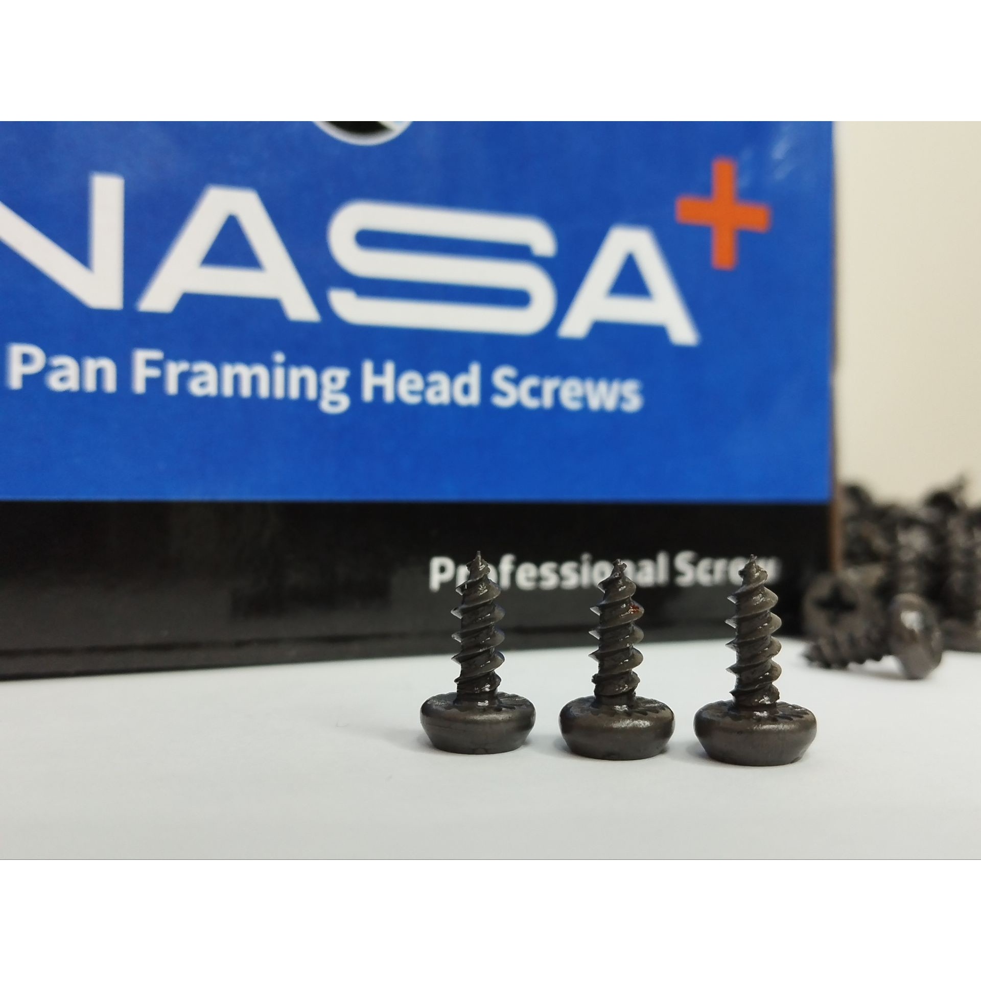 پیچ سازه نوک تیز ناساپلاس nasa
