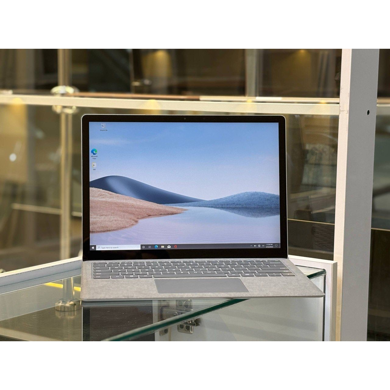 لپتاپ MICROSOFT SURFACE LAPTOP 4 RYZEN5 8GB DDR4 128GB SSD AMD 512 13'5 INCH 2K TOUCH