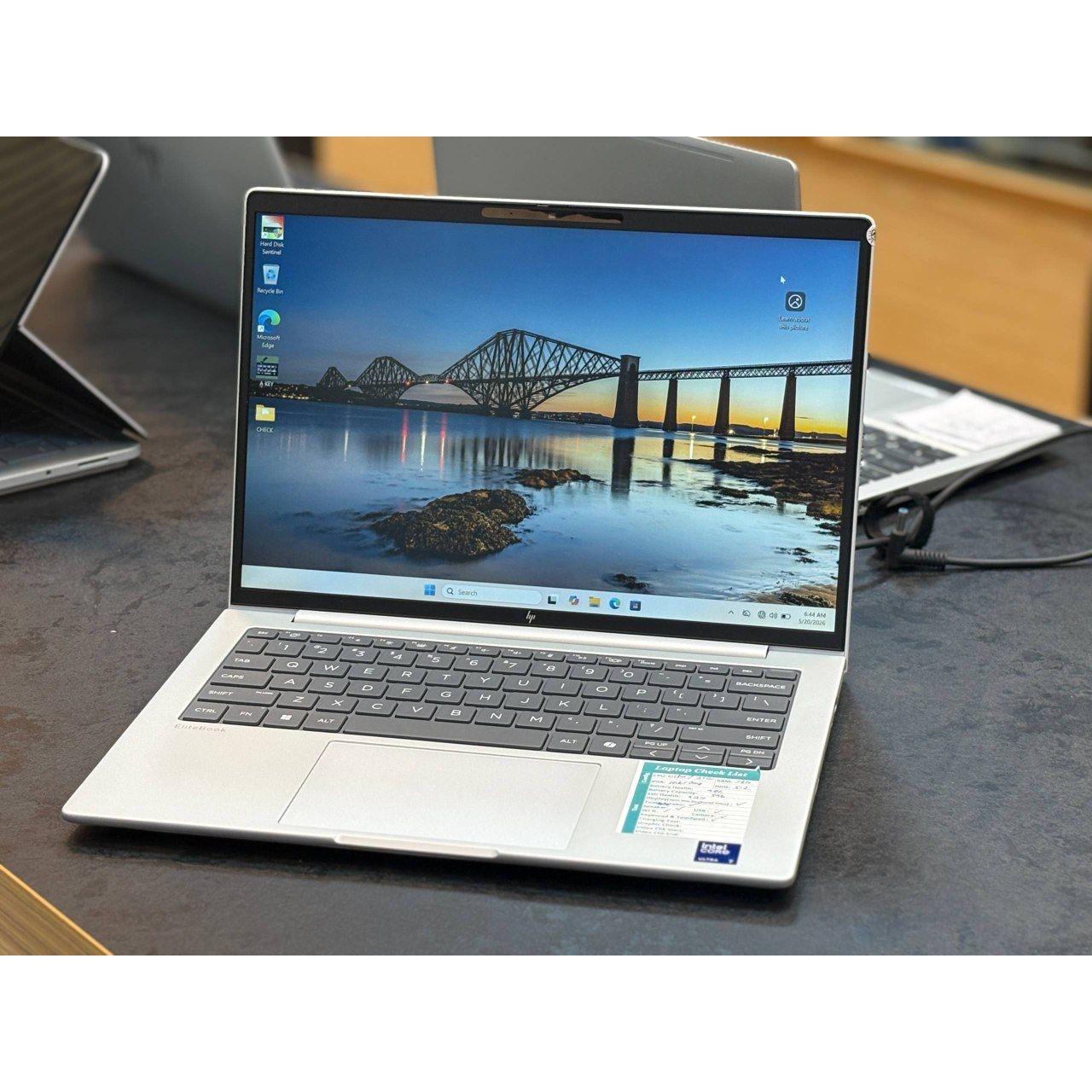 لپتاپ HP elite book 8 14 G1 A ultra7-255U 16gb ddr4 512gb ssd intel +NPU 14'1 inch FHD touch
