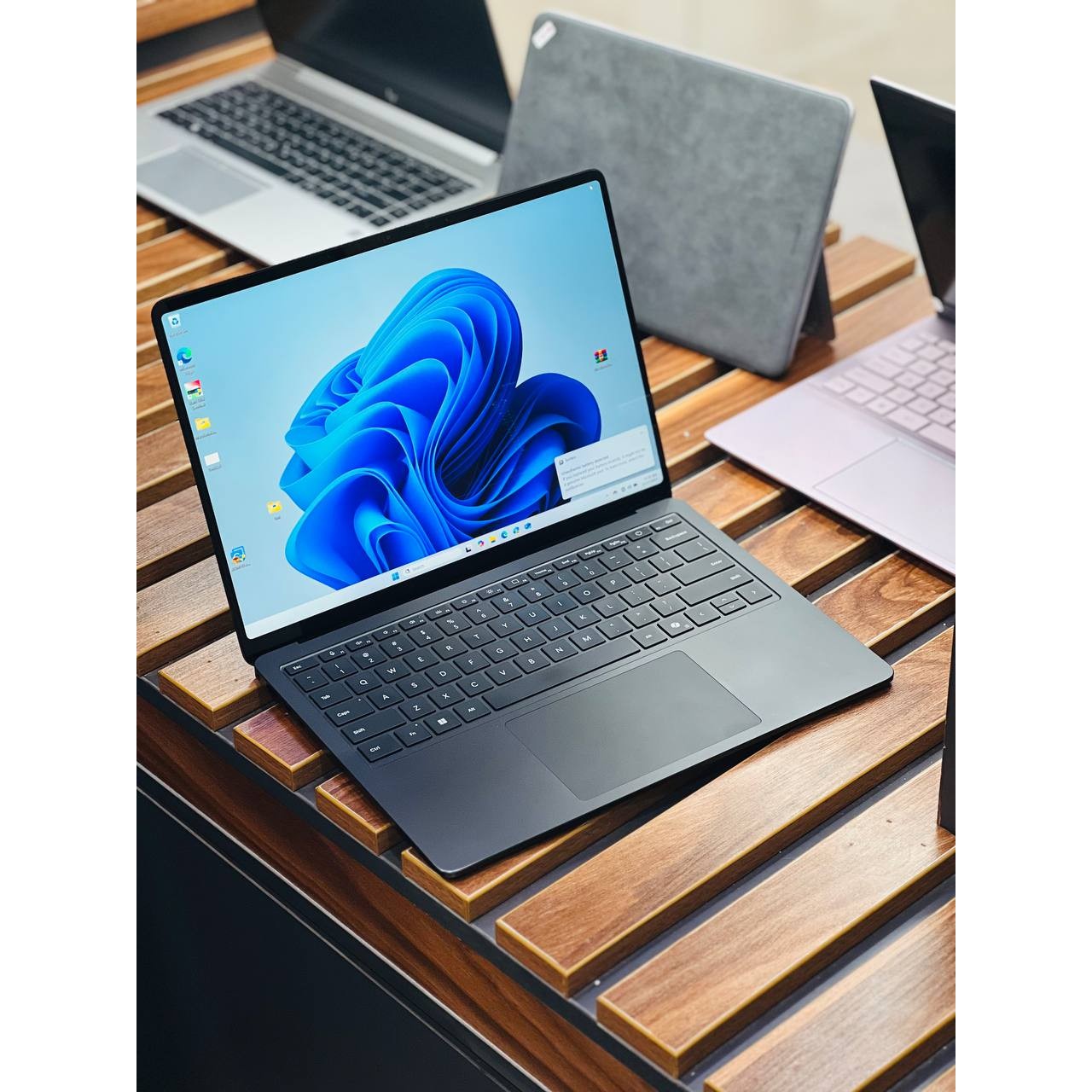 لپتاپ MICROSOFT SURFACE LAPTOP 7 SNAPDRAGON X10 16GB ddr4 256gb ssd ADRENO X1 13'3 inch 2k