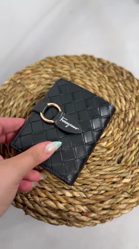 کیف پول زنانه حصیری