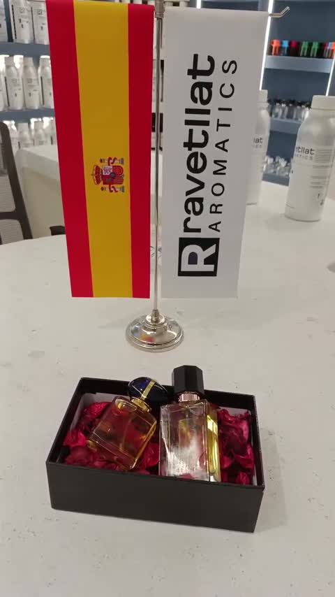 عطر زنانه مای وی Giorgio Armani My Way - برند Classic Scents فرانسه - رایحه گلی و لطیف 