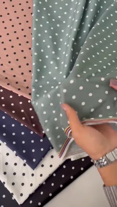 پارچه کرپ فلور خالدار( متری 638/000 تومان)