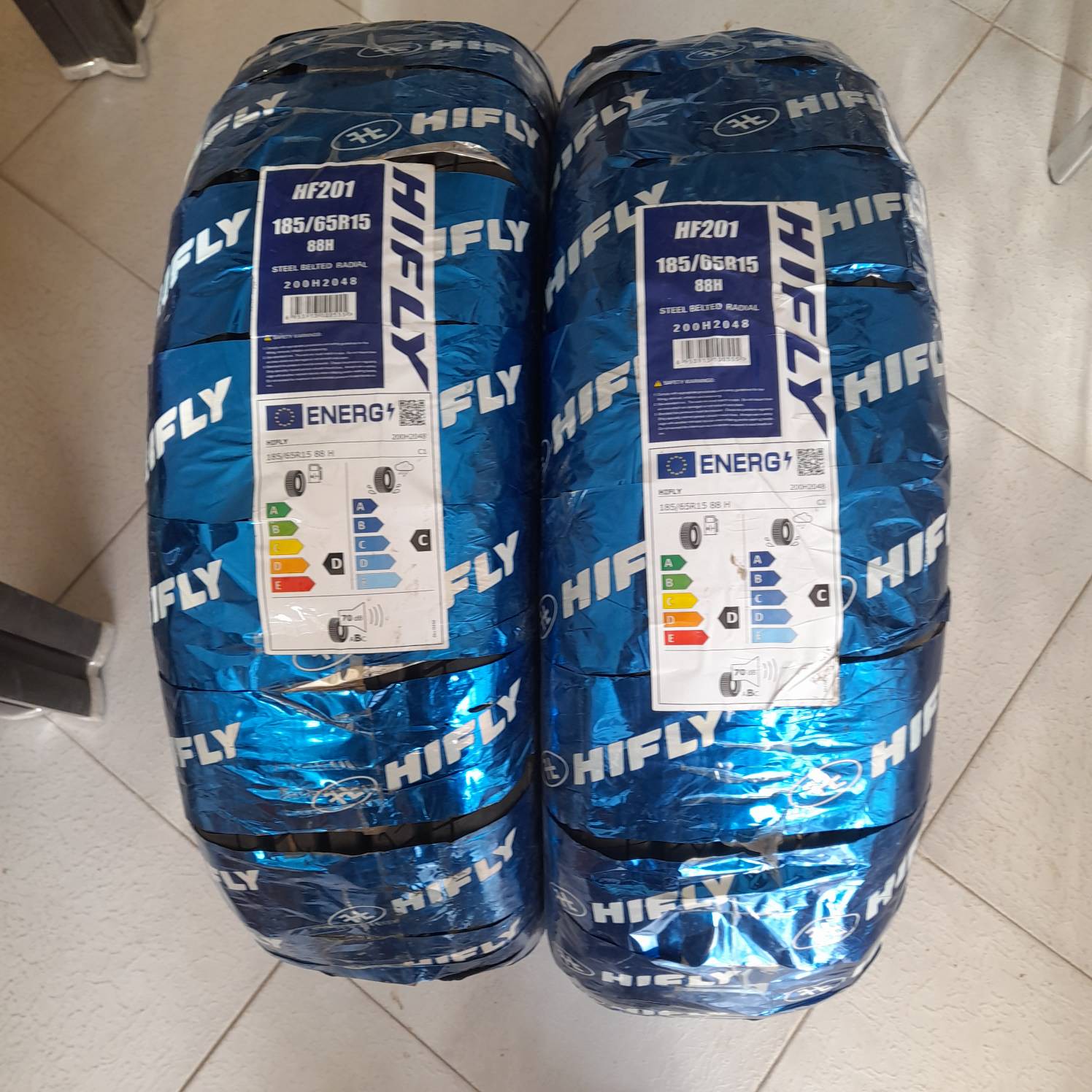 لاستیک های فلای سایز 185/65/15 مدل HF201 تولید 2024 - دو حلقه