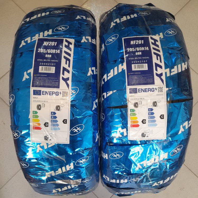 لاستیک های فلای سایز 205/60/14 مدل HF201 تولید 2024 - دو حلقه