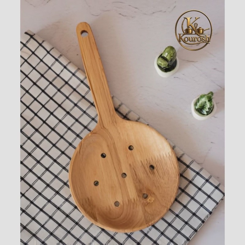 کفگیر برنج بزرگ پس کرایه