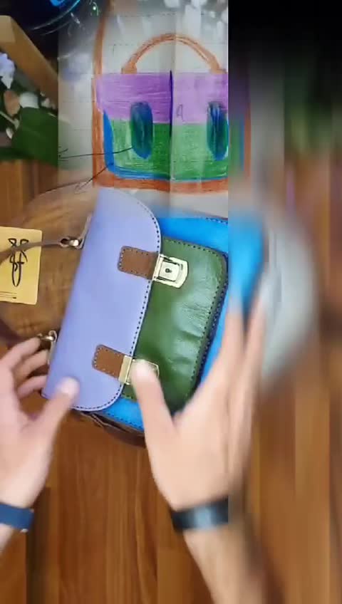 کیف دوشی زنانه مدل کارمه چرم طبیعی بزی دستدوز برند اس تی 