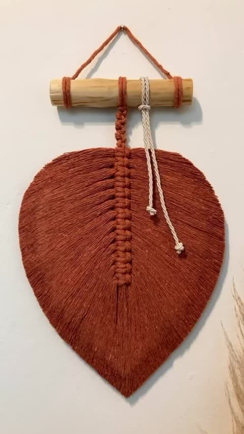 دیوارکوب برگ مکرومه (سه برگ)
