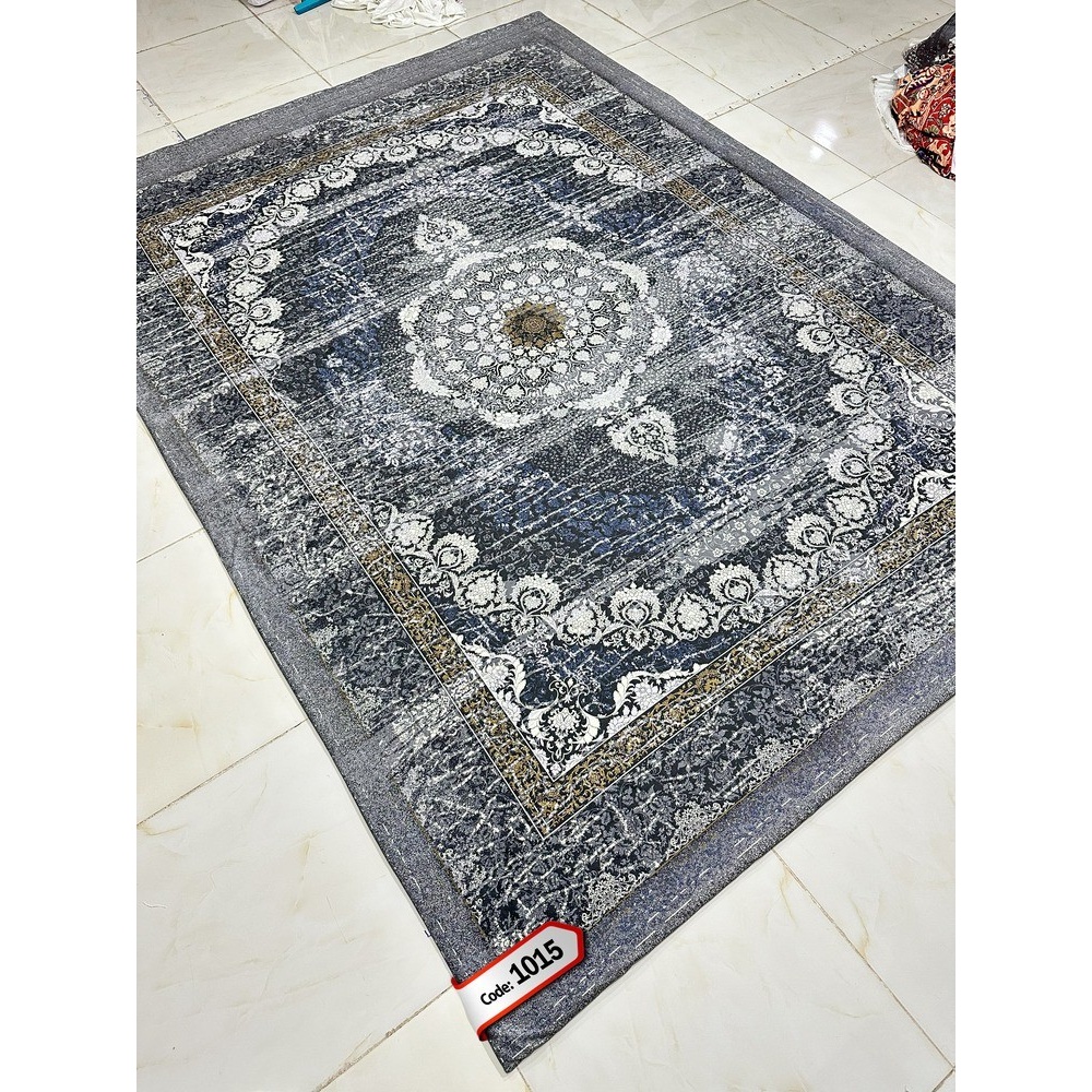 روفرشی کشدار (کاور فرش) و فرشینه و پادری کالای خواب متین کد L 1015