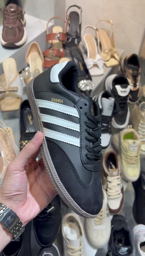 ونس سامبا ترند و شیک مشکی سفید کرم قهوه ای زرشکی زنانه دخترانه کفش کتونی اسپورت ADIDAS SAMBA سبک نرم چرم راحت راحتی طبی