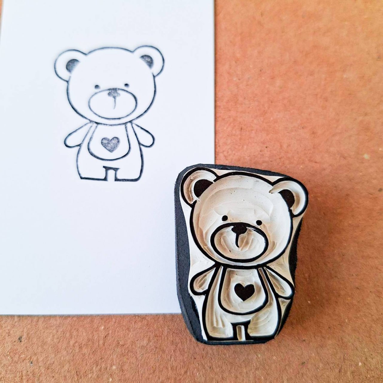 مهر لینویی دستساز Bear Heart برند Negin Stamp کد NST-1002