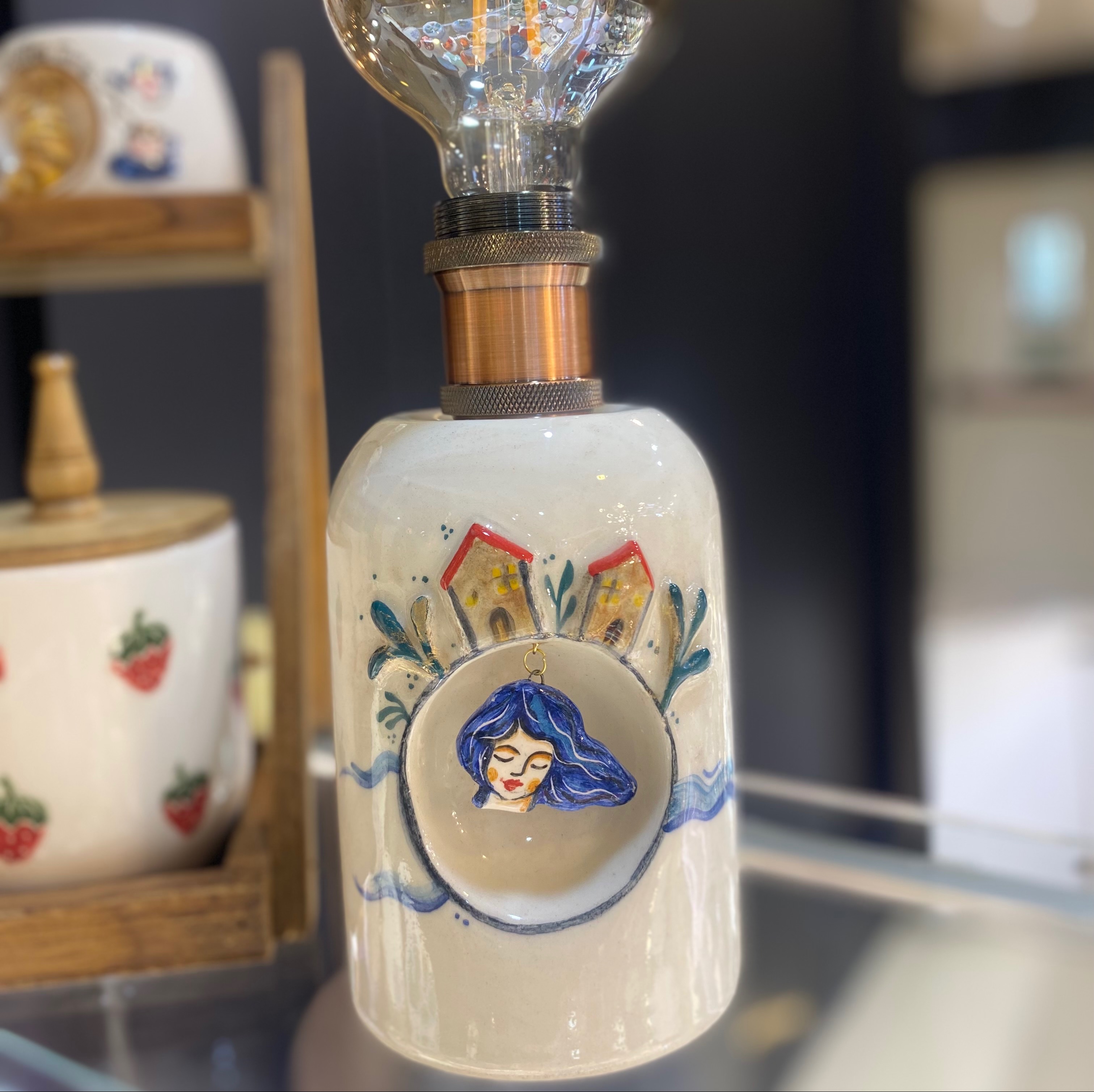 چراغ رومیزی دختر دریا