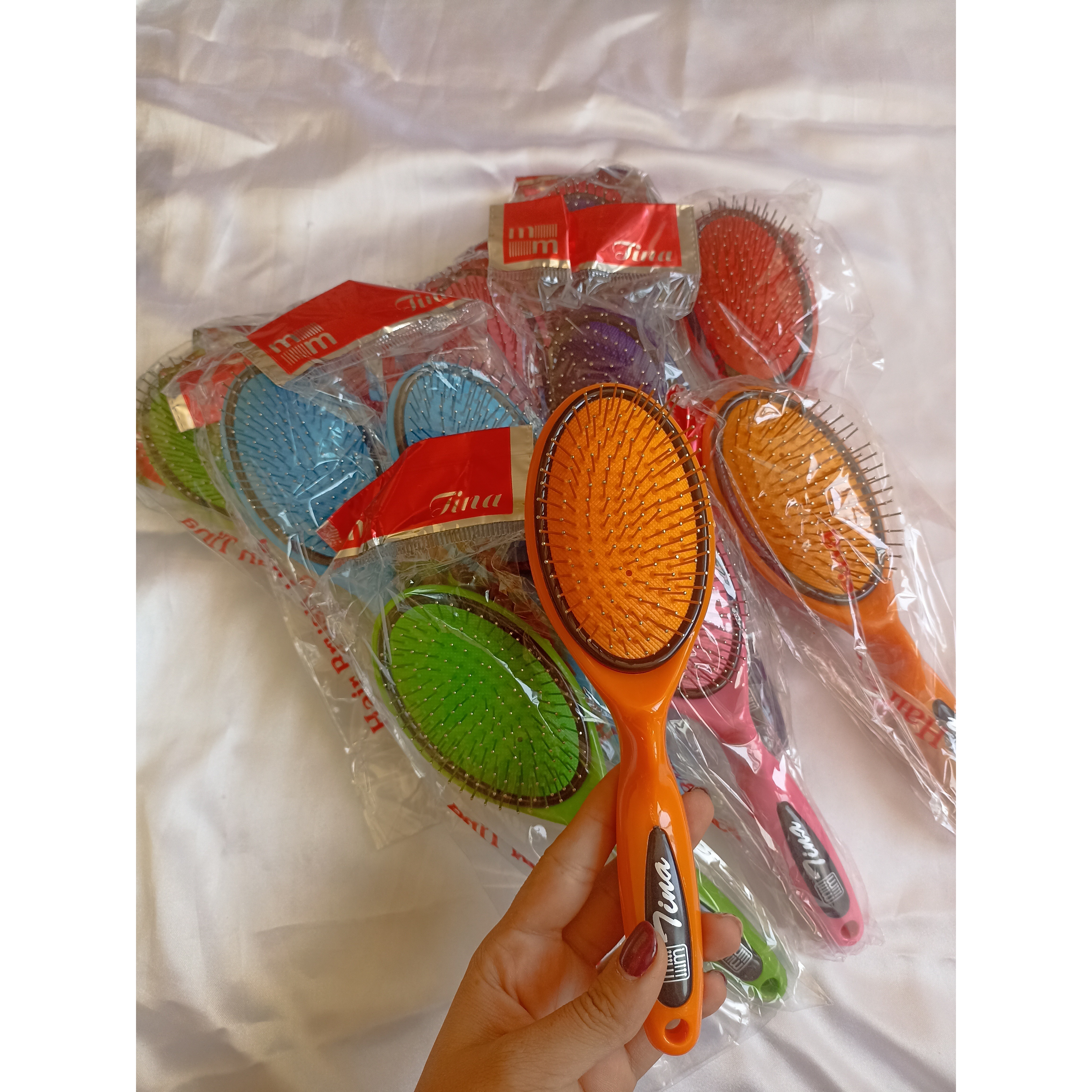 برس تینا