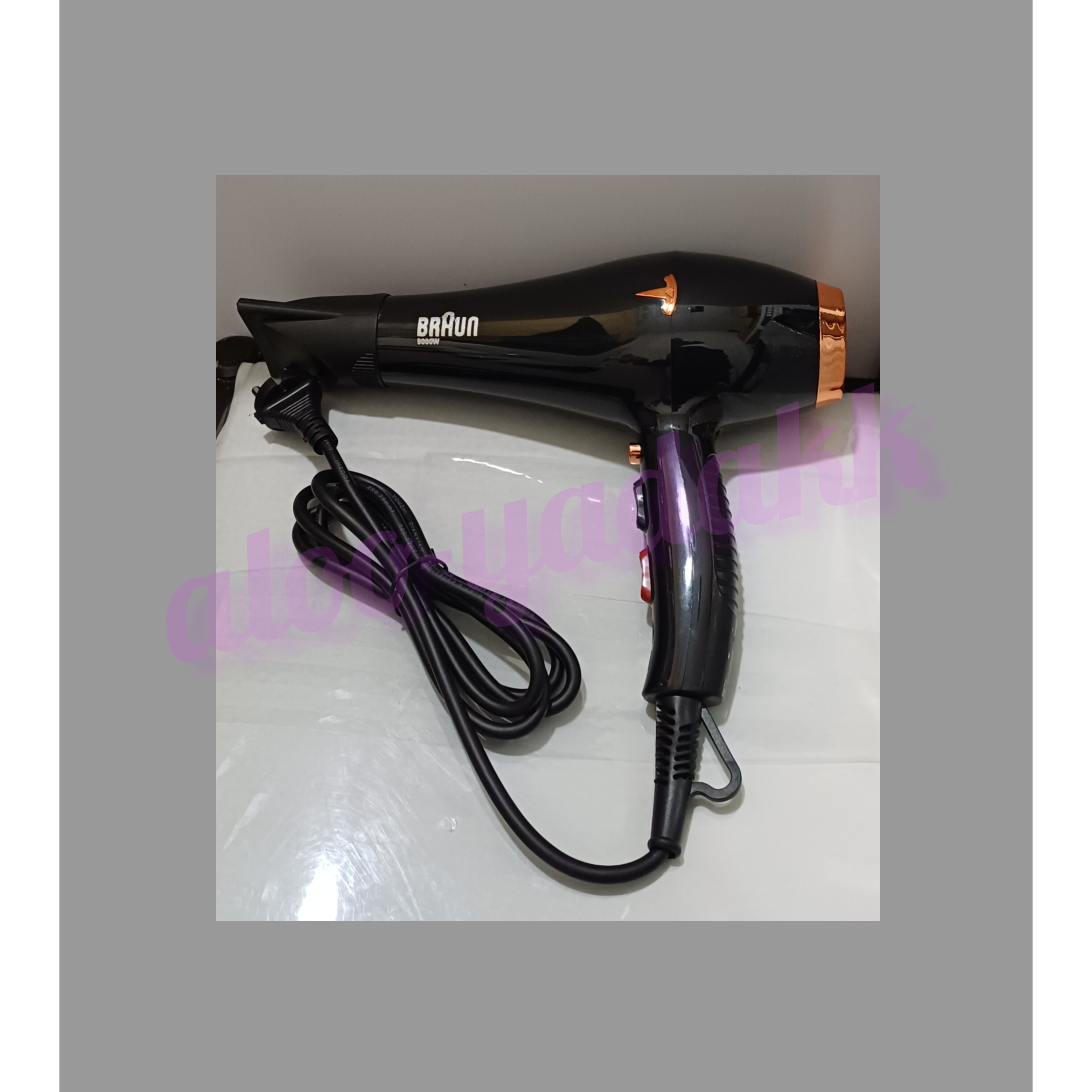 سشوار مو BRAUN مدل BR-700 (پرقدرت و کم صدا)