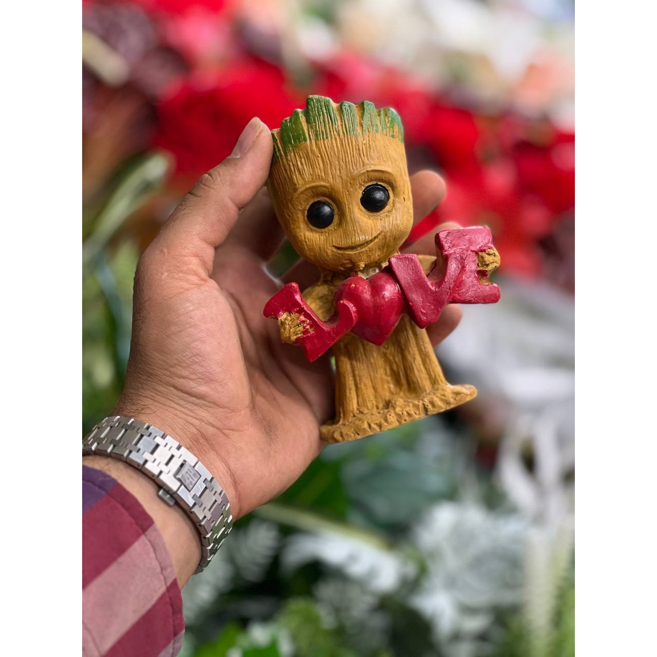 گلدان عروسکی گروت مدل لاو LOVE رنگ روشن