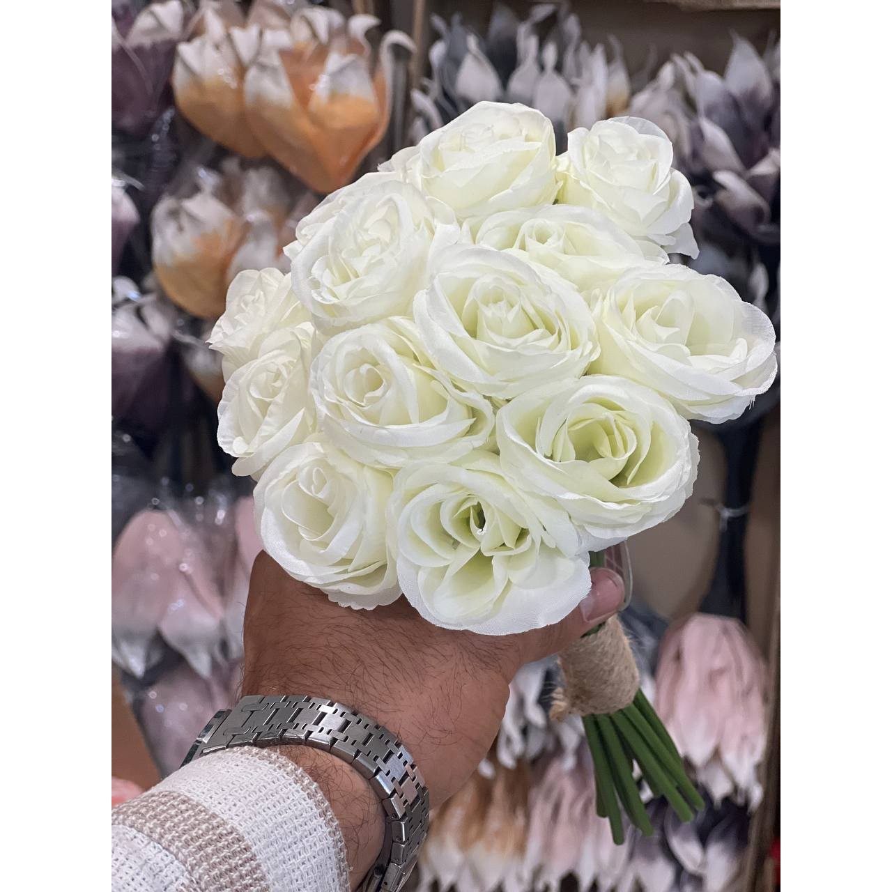 گل مصنوعی مدل دسته رز توپی 14 شاخه رنگ سفید