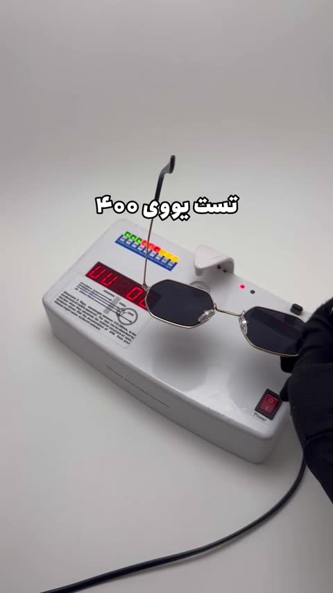 عینک آفتابی ریبن Ray-ban شش ضلعی مشکی طلایی سبک کد RB 3556