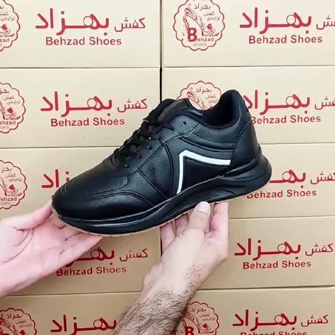 کتونی مردانه پسرانه سایز 40 تا 44 رنگ مشکی زیره پیو لژ چهار سانتی کفی طبی رویه چرم صنعتی