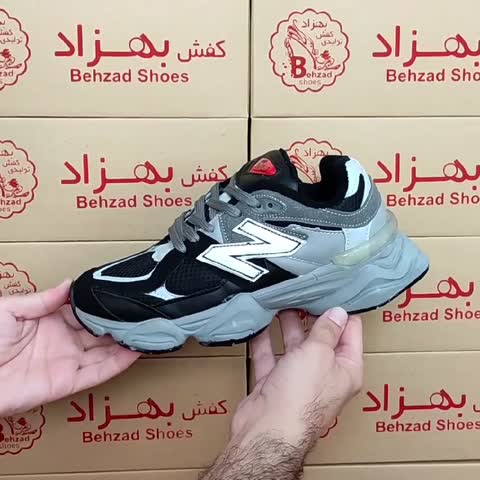 کتونی نیو بالانس مردانه پسرانه سایز 41 تا 44 رنگ مشکی زیره پیو لژ پنج سانتی رویه فابیلاک و راشل خارجی کف دوخت کفی طبی 