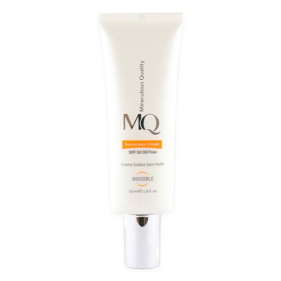 کرم ضد آفتاب فاقد چربی بی رنگ با SPF 50MQ