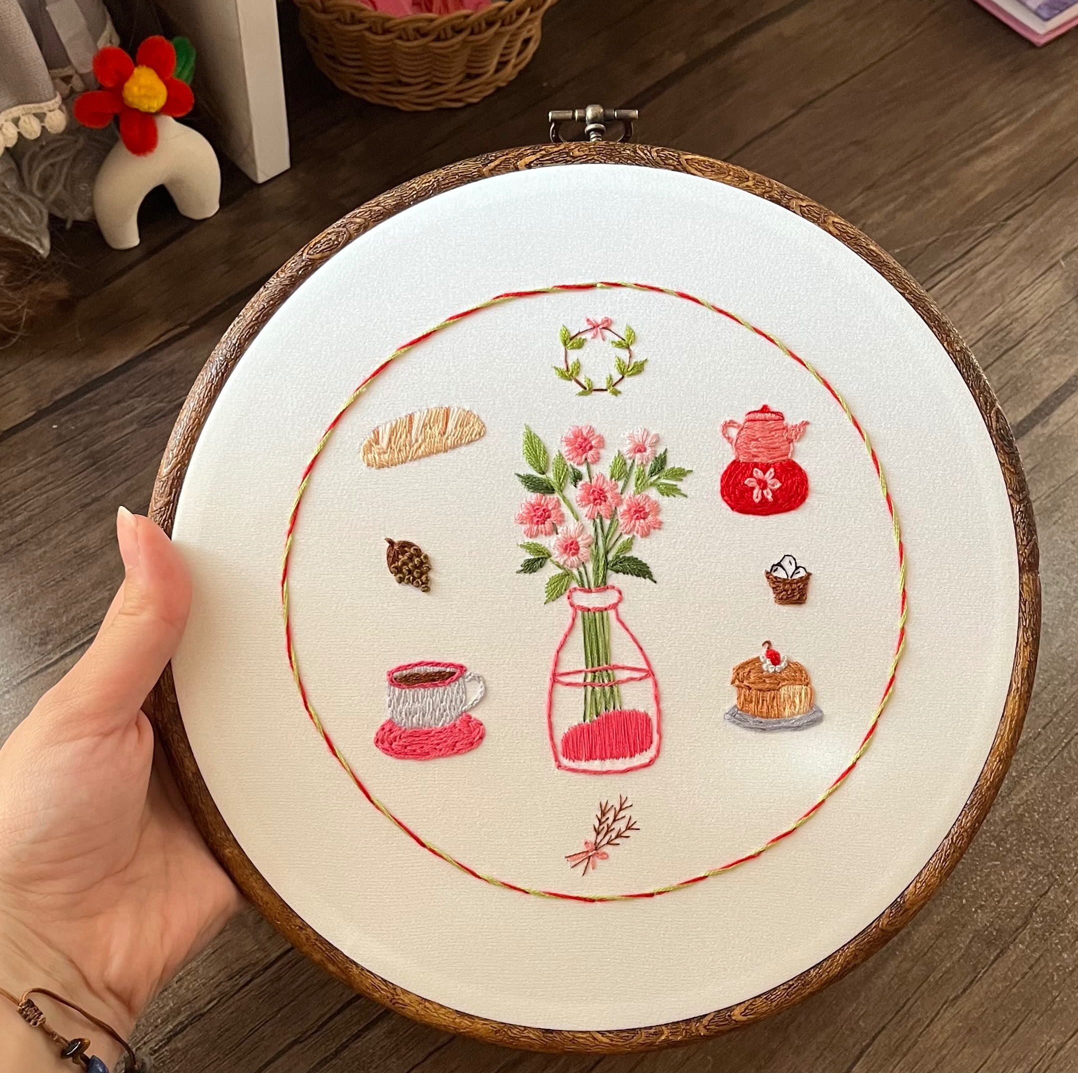 دیوارکوب گلدوزی طرح اشپزخونه