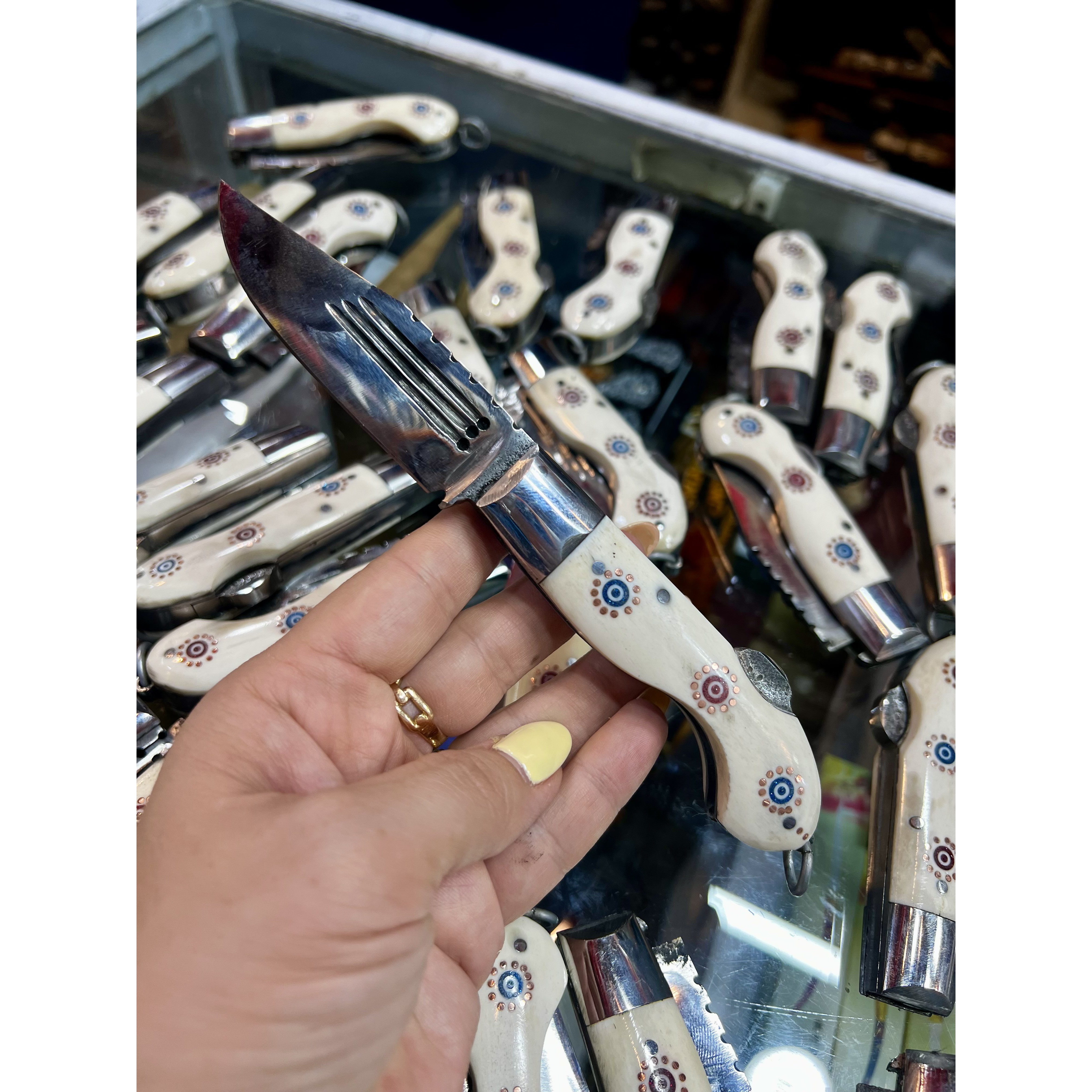 چاقو بابا سفید دسته استخوان شتر