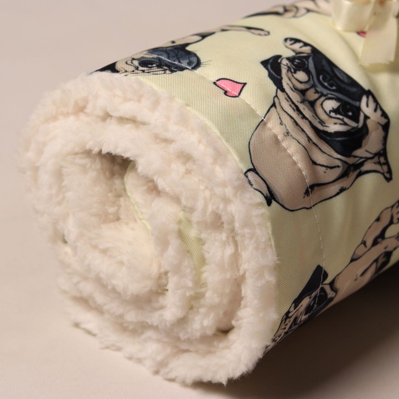 پتو سگ مدل Pug