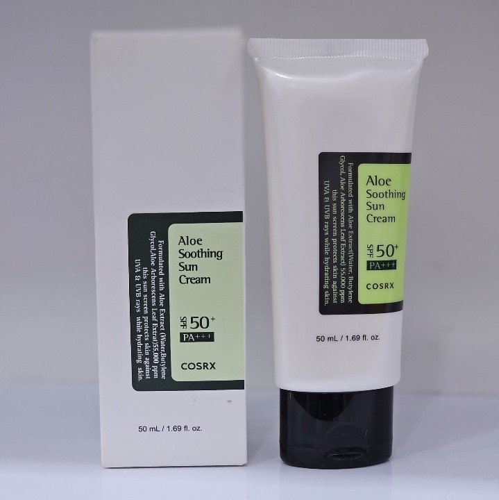 ضد آفتاب SPF50 آلوئه ورا کوزارکس