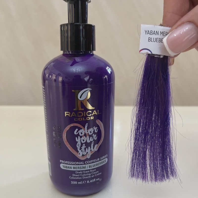 شامپو رنگ مو رادیکال کالر رنگ بلوبریBlueberry حجم 250 میلی لیتر